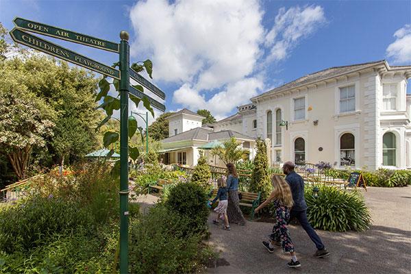 Penlee House Gallery & Museum